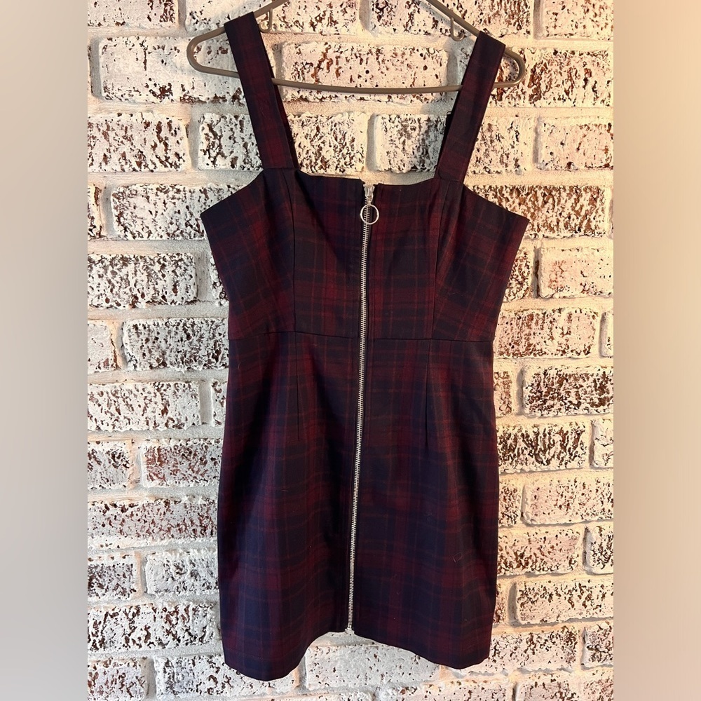Forever 21 Navy Blue Red Plaid Front Zip Mini Dress Size Medium Sleeveless​​​​ - Picture 3 of 7